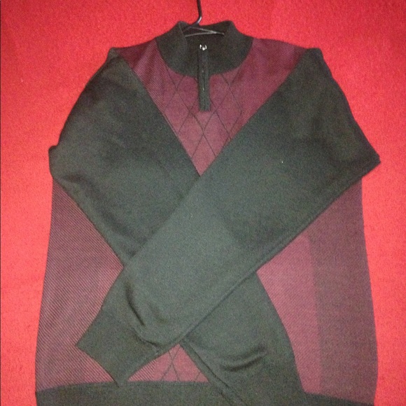 Sweater - Picture 2 of 3